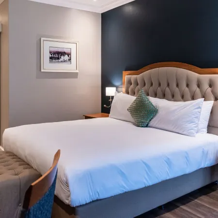 Premier Express Inn George