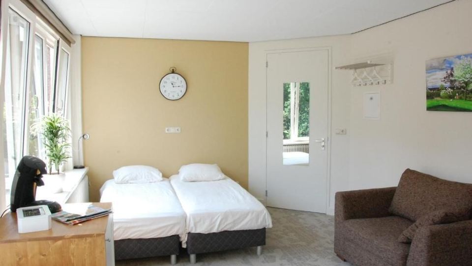 Central-Day Inn