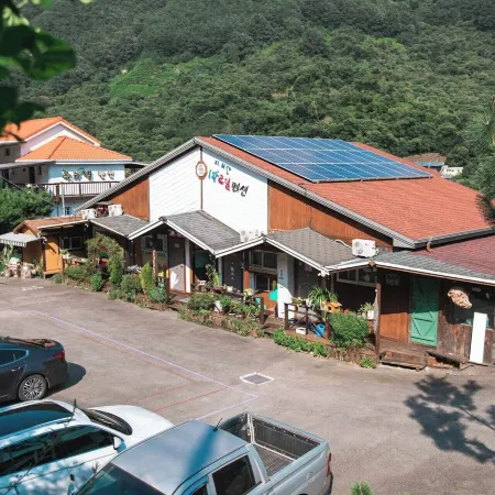 Jirisan One Night Two Days Pension