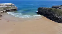Relax in the center of Llanes and 50m from the beach.