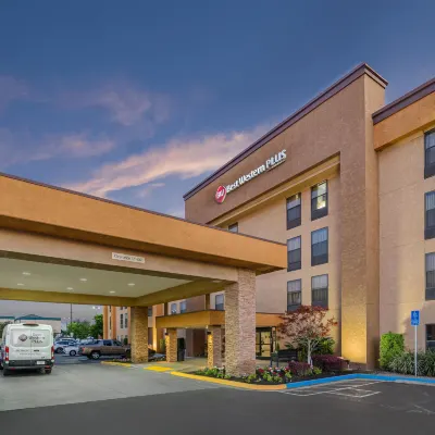 Best Western Plus Fresno Airport Hotel Hotels in der Nähe von The Discovery Center
