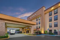 베스트 웨스턴 플러스 프레스노 에어포트 호텔