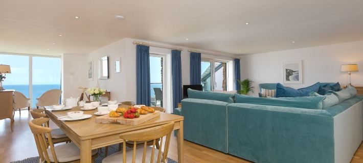 Mid Air Hotels in Saint Ives