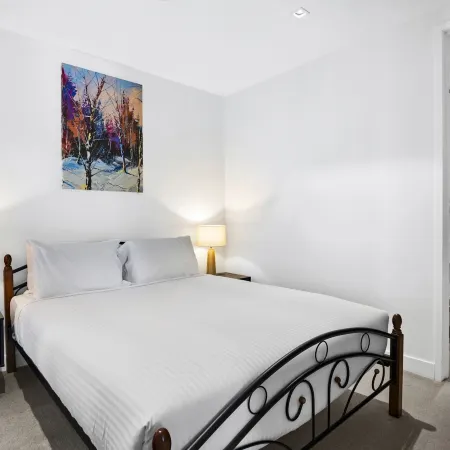 Harbour View Apartment With Pool & Gym