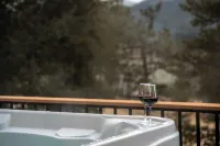 Royal Elk Lodge - Mountain view