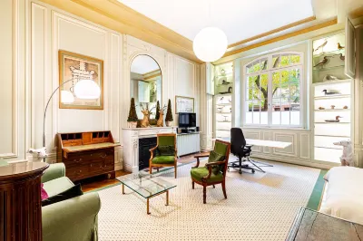 GuestReady - Family Heaven Near Arc de Triomphe Hotels in Paris