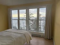 Beautiful Seaside cottage with stunning views