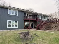 Beautiful 5 bedroom home - Alexandria Lake Latoka with many new updates!