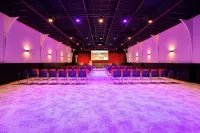 โรงแรม 50/50 เบลมอนต์ - 3 ดาว
