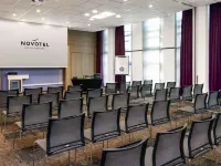 Novotel Lodz Centrum Hotels near Red Tower