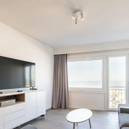 Beachside Stay for 4 in Blankenberge