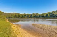 Secluded White River Haven! 4 Mi to Devils Knob