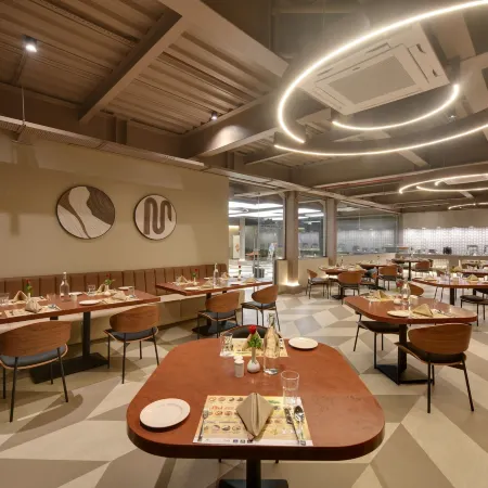 Click Hotels Lite Chakan