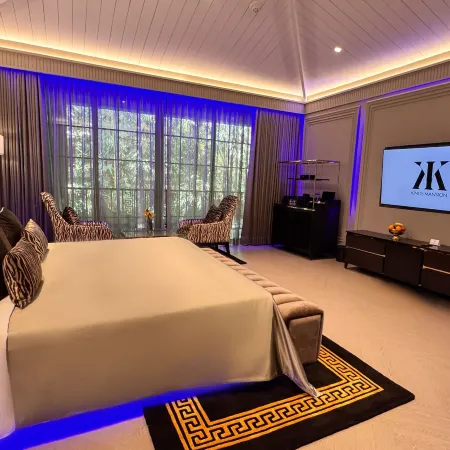 Kings Mansion