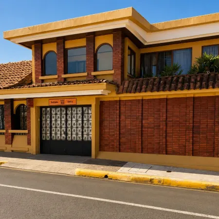 Hotel 1915 Inn & Suites