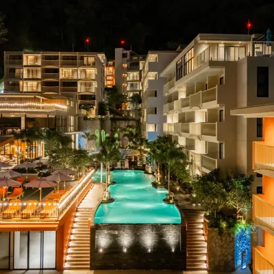 Grand Mercure Krabi Ao Nang ダオアートギャラリー周辺のホテル