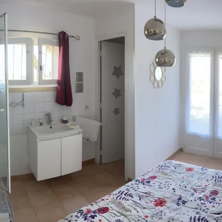 Chambre d'Hotes les Cigales