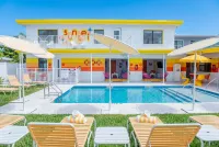 Sunset Inn and Cabanas - Auberges