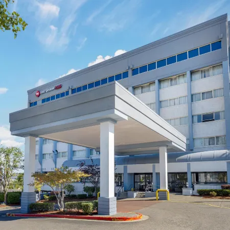 Best Western Plus Downtown Tacoma Отели рядом с достопримечательностью «Арена «Такома-Доум»»