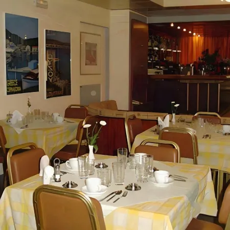 Claridge Hotel