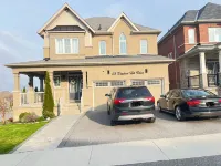 Relaxing 4-Bedroom Retreat in Bowmanville, Clarington - 3-Star