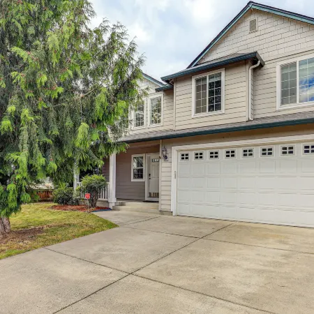 East Vancouver Home Near Trails & Lacamas Lake
