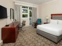 Holiday Inn JOHANNESBURG SUNNYSIDE PARK by IHG Hotel in zona Centro commerciale Killarney Mall