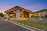 Comfort Suites - parking
