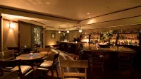 Hamilton Ureshino - Bar