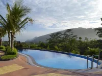 BeSS Resort & Convention Lawang - Pools