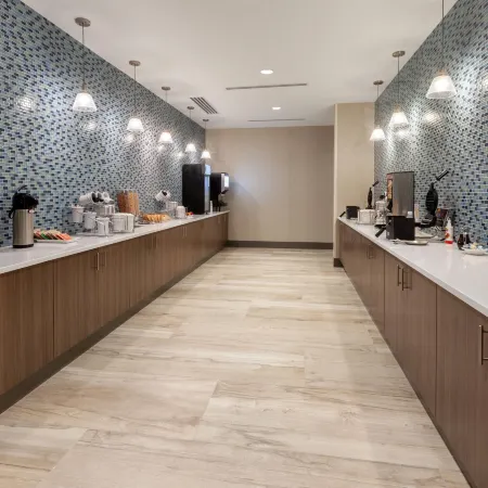 La Quinta Inn & Suites by Wyndham Middletown-Goshen