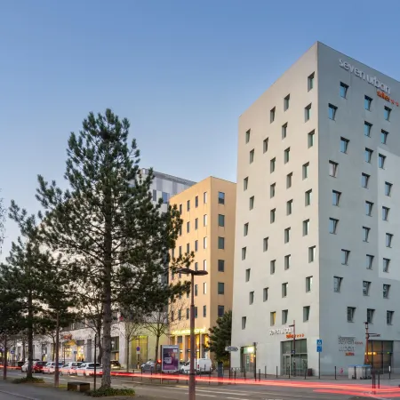 Seven Urban Suites Nantes Centre