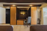 La Pinta Hotel - 2-Star