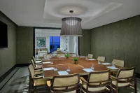 The St. Regis Aruba Resort - Boutique