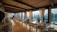 Yashshree Mall Road Darjeeling - 4-Star