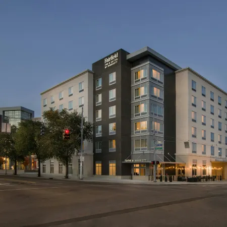 Fairfield by Marriott Inn & Suites Dayton Downtown โรงแรมในเดย์ตัน