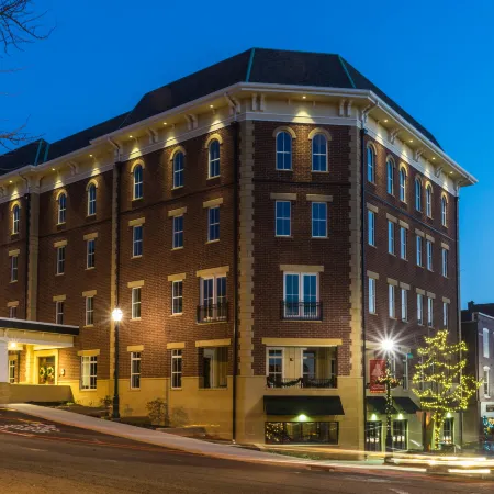 The Mount Vernon Grand Hotel