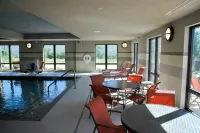 Hampton Inn & Suites Gulfport I-10 - Pools