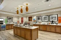 Hampton Inn & Suites Tucson Marana - breakfast