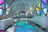 E11EVEN Studio · Bay Views + Rooftop Day Club Pool - مسبح