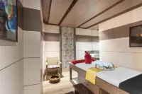 Country Inn & Suites by Radisson, Sahibabad - Spa