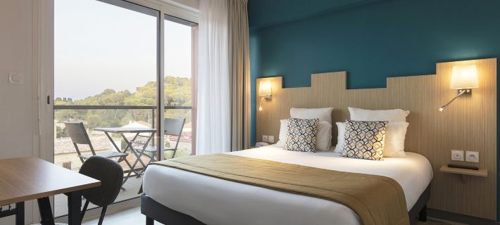 Sure Hotel by Best Western Saint-Raphael le Dramont โรงแรมในแซ็ง-ราแฟล