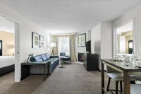 Sonesta ES Suites Fresno - Lemmikkieläimet sallittu