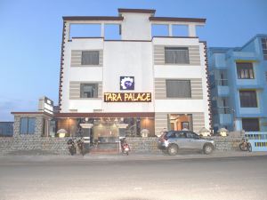 Hotel Tara Palace