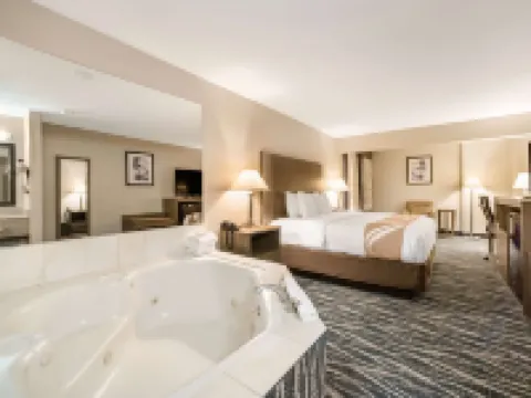 Quality Inn Hotels in Effingham