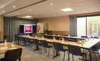 Ibis Cannes Mandelieu