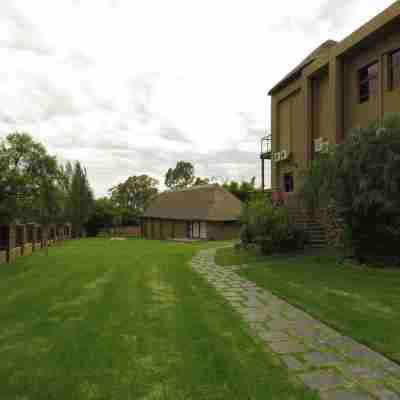 Elrido Lodge Hotel Exterior
