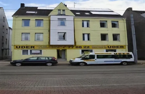 厄勒伽斯特茲蒙酒店