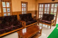Hotel Gurupriya