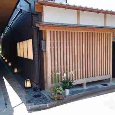The Kaku Nara Hotel Exterior